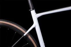 Cube Attain GTC Race Frostwhite´n´carbon -Günstiges Ebike Meister Geschäft 577200 D2