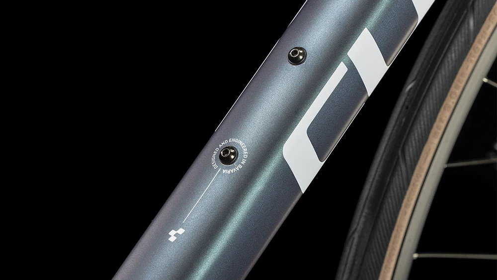 Cube Attain Deepblue´n´white 6 Cube Attain Deepblue´n´white – Bild 4